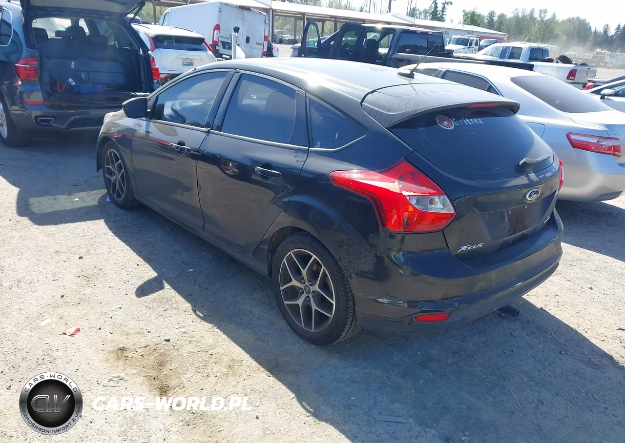 2013 Ford Focus Se VIN:1FADP3K22DL247995 - 3