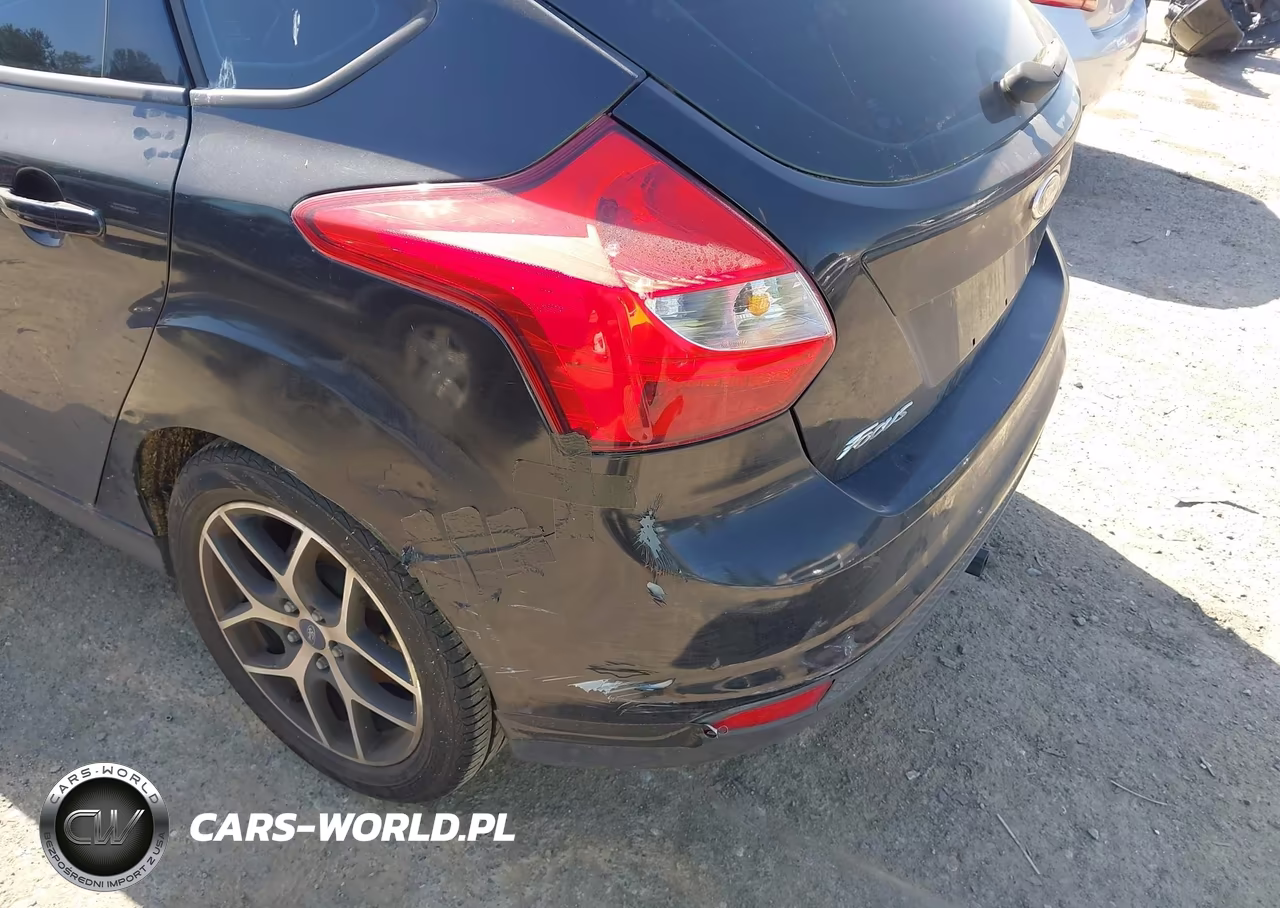 2013 Ford Focus Se VIN:1FADP3K22DL247995 - 6