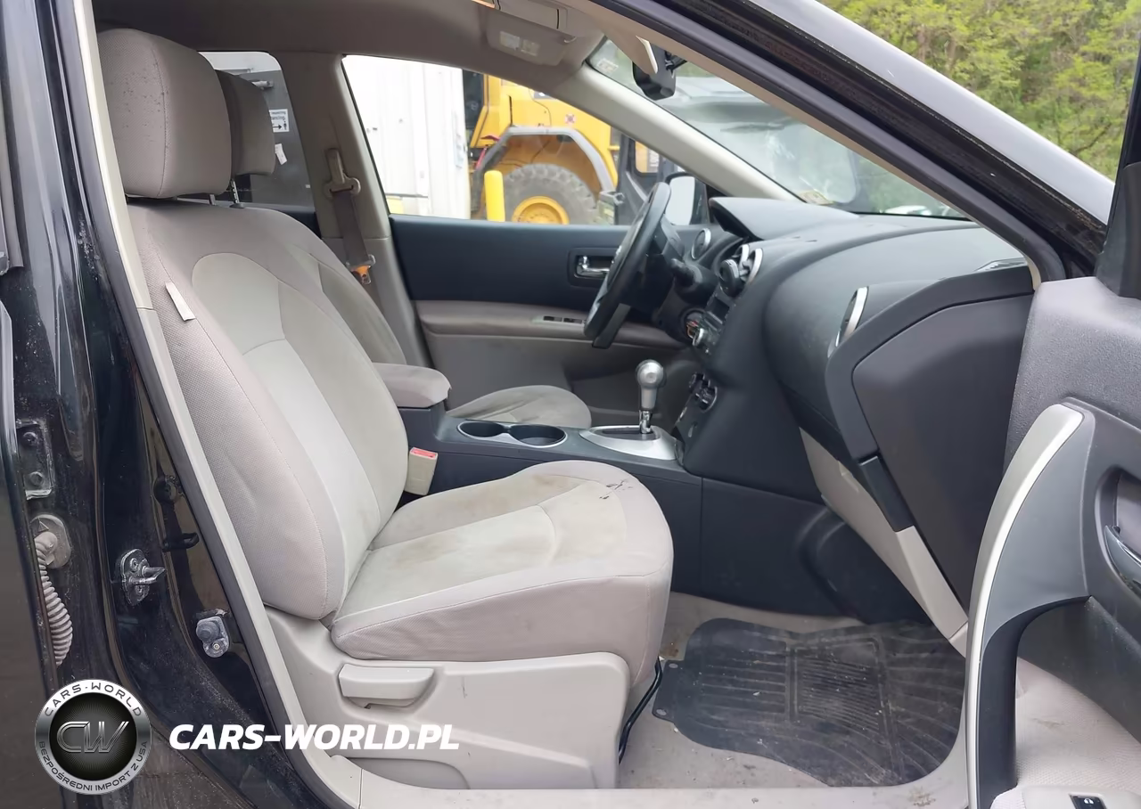 2010 Nissan Rogue S VIN:JN8AS5MVXAW611545 - 5