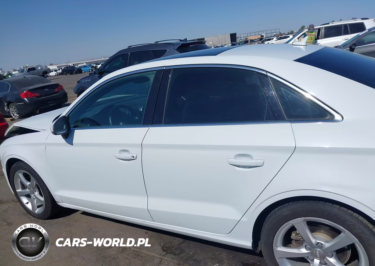 2015 Audi A3 1.8T Premium VIN:WAUACGFF1F1075502 - 14
