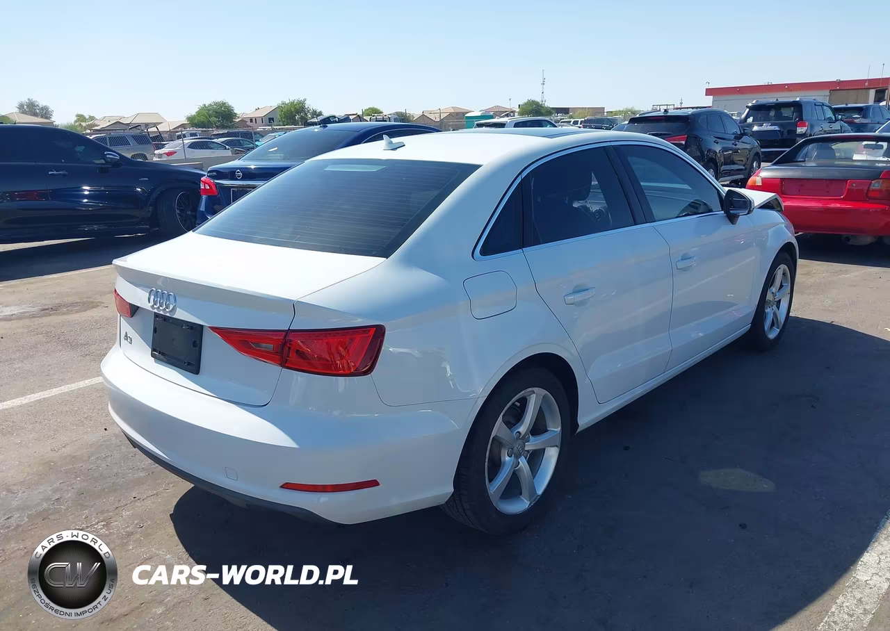 2015 Audi A3 1.8T Premium VIN:WAUACGFF1F1075502 - 4