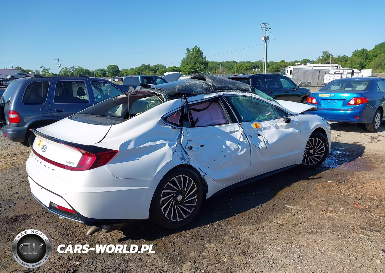 2021 Hyundai Sonata Limited VIN:KMHL54JJ8MA030923 - 4