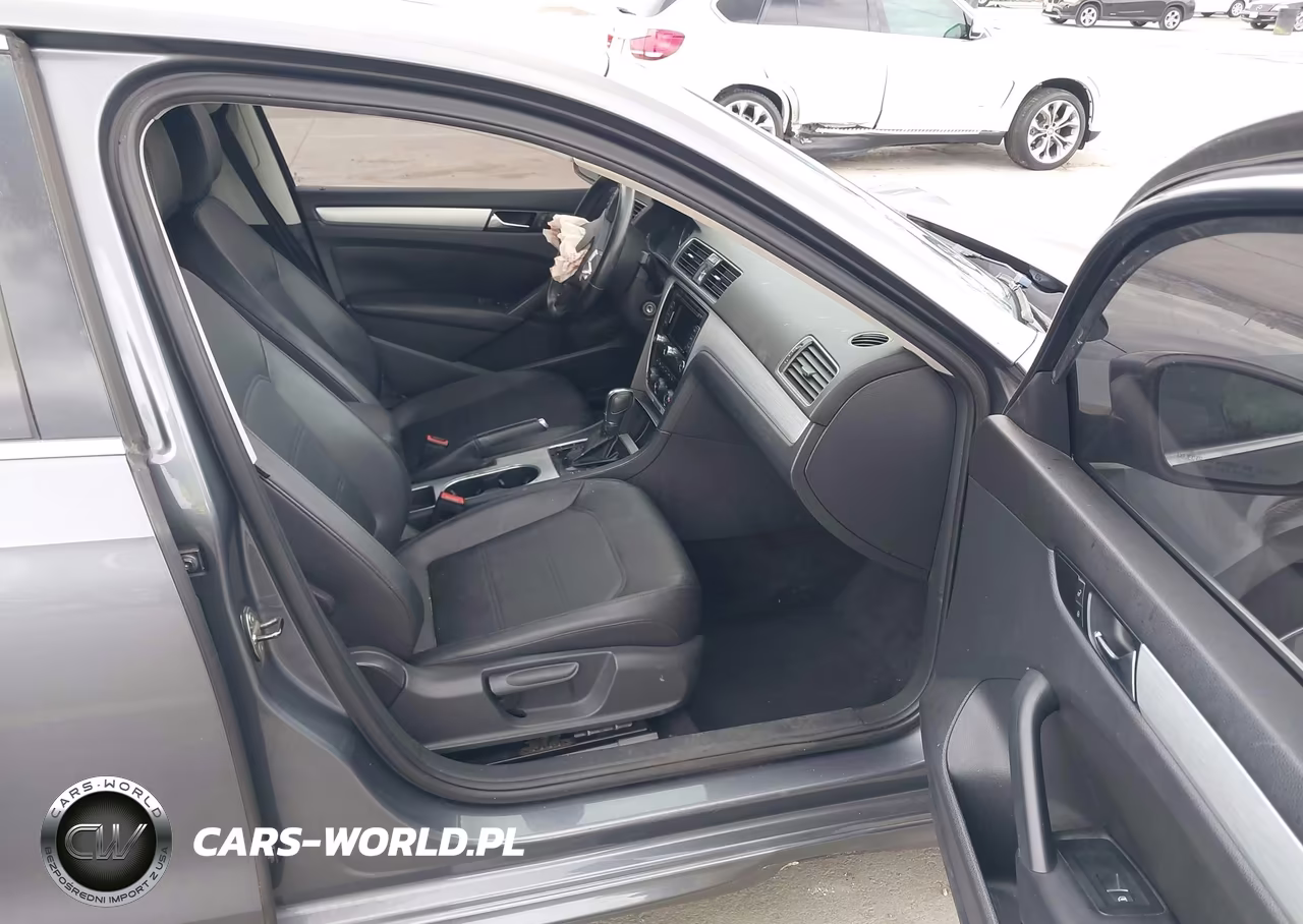 2013 Volkswagen Passat 2.5L Se VIN:1VWBP7A3XDC047673 - 5