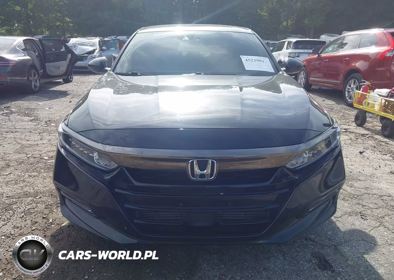 2018 Honda Accord Sport VIN:1HGCV1F3XJA173298 - 12