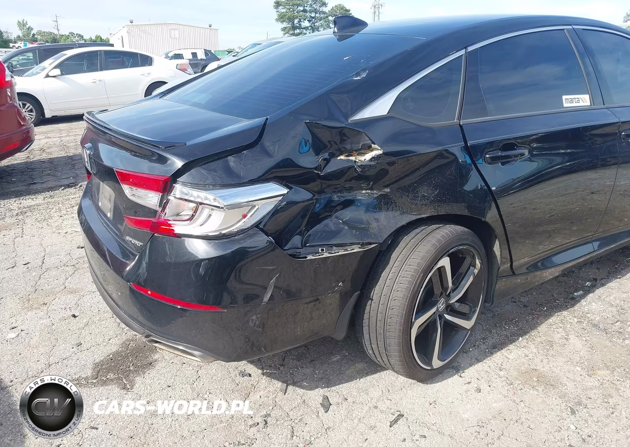 2018 Honda Accord Sport VIN:1HGCV1F3XJA173298 - 6