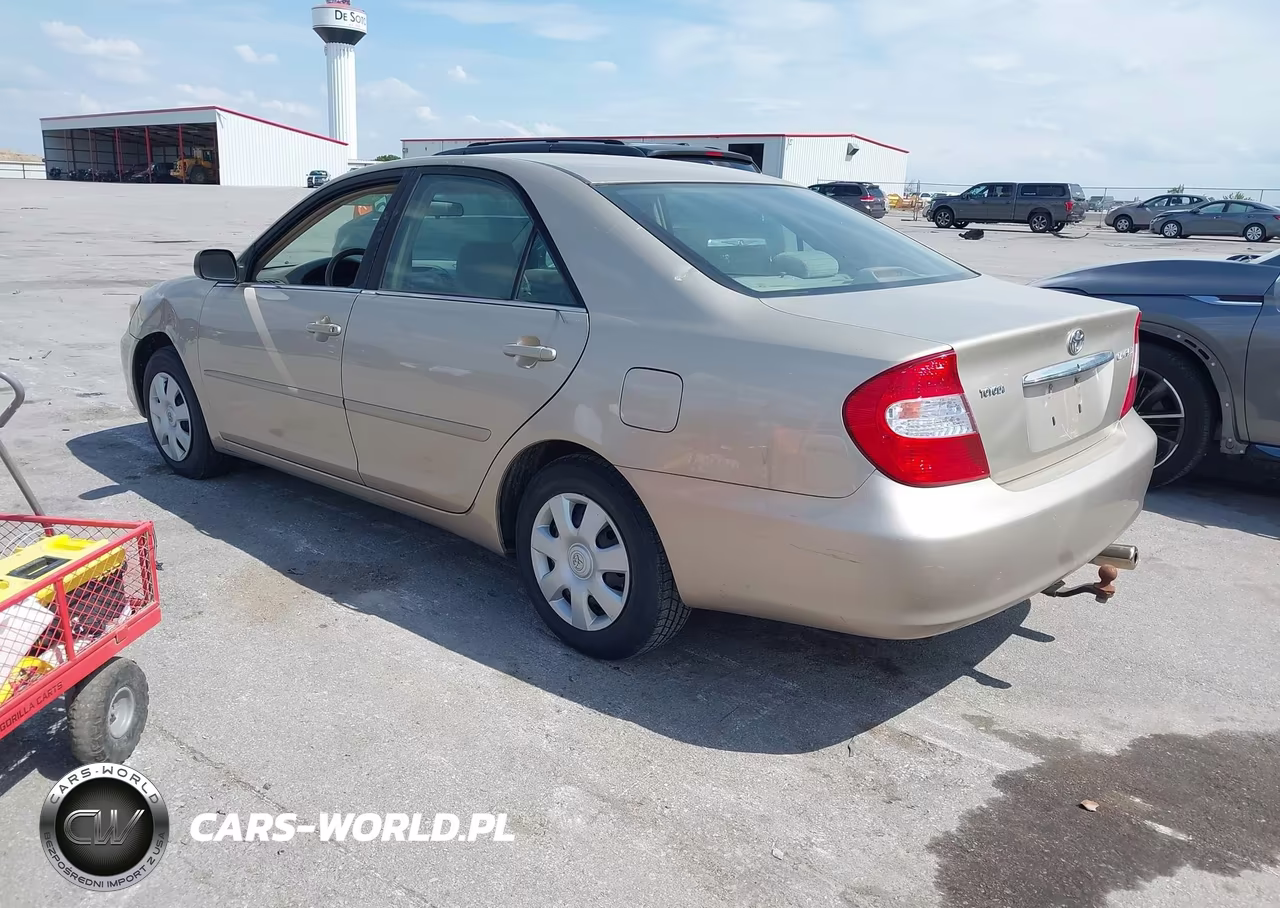 2003 Toyota Camry Le VIN:4T1BE32K53U188968 - 3