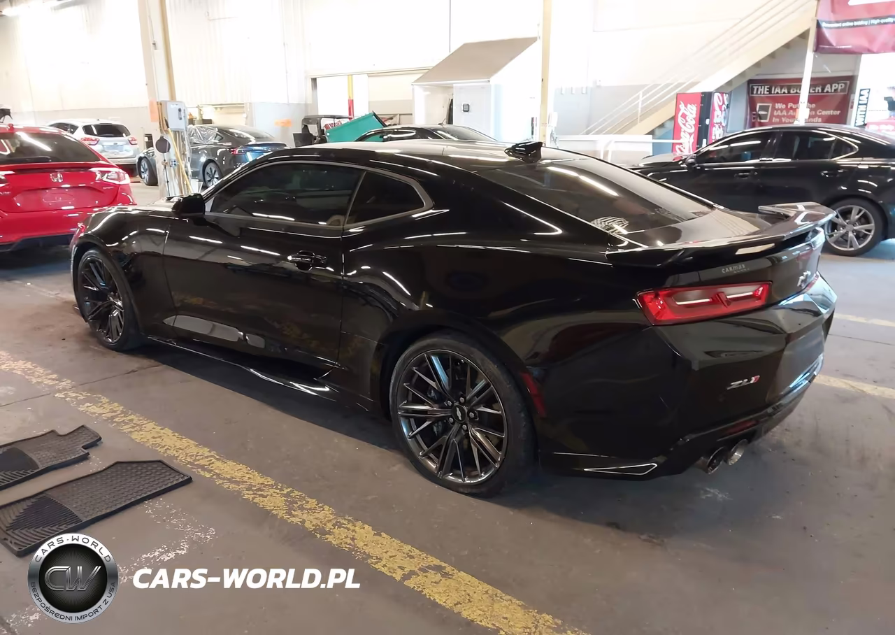 2018 Chevrolet Camaro Zl1 VIN:1G1FK1R63J0126736 - 3