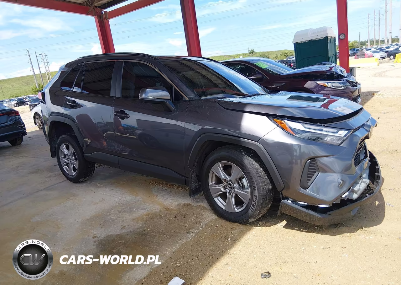 2025 Toyota Rav4 Xle VIN:2T3W1RFV1SC352826 - 13