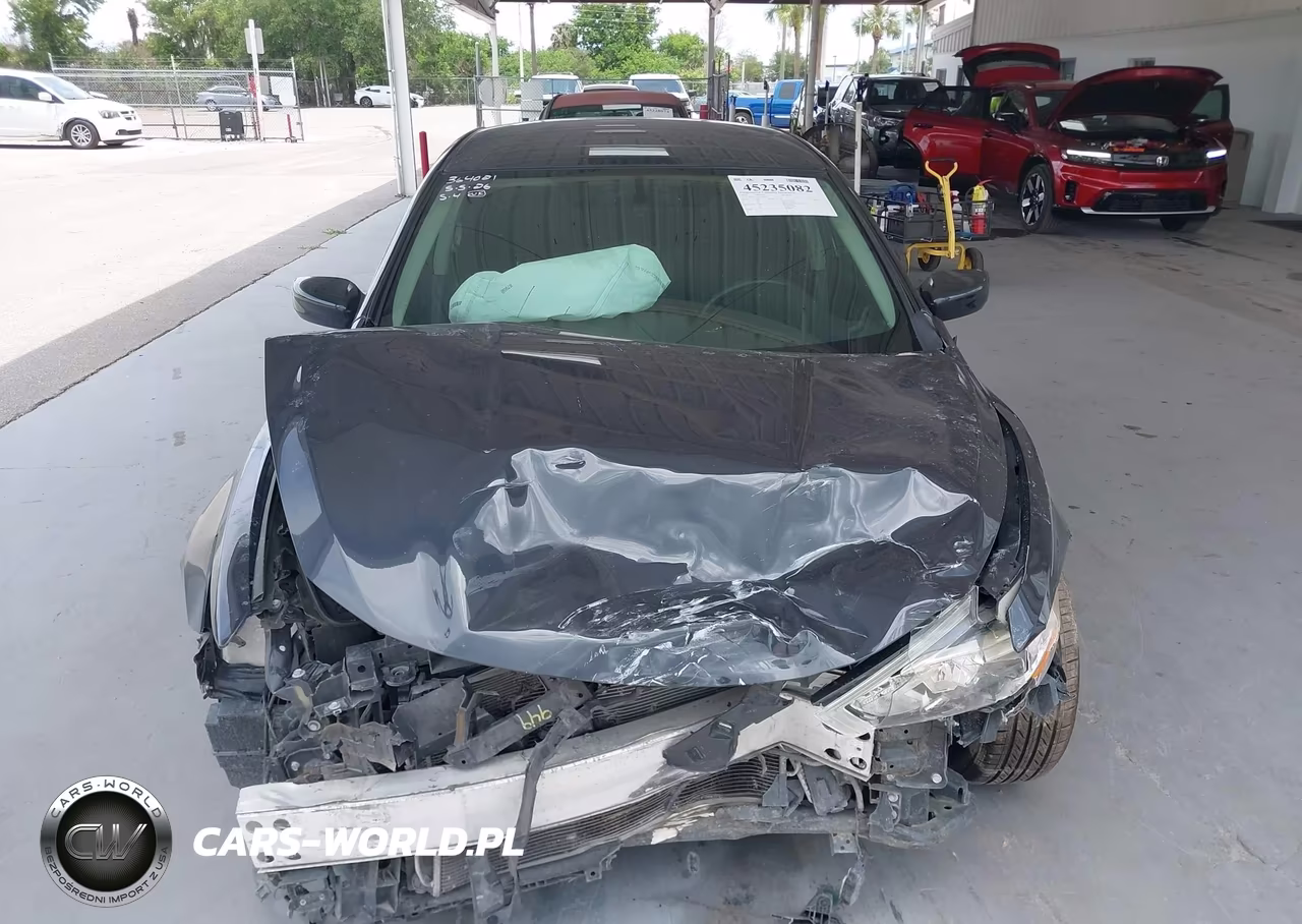 2018 Nissan Altima 2.5 S VIN:1N4AL3AP5JC476503 - 12