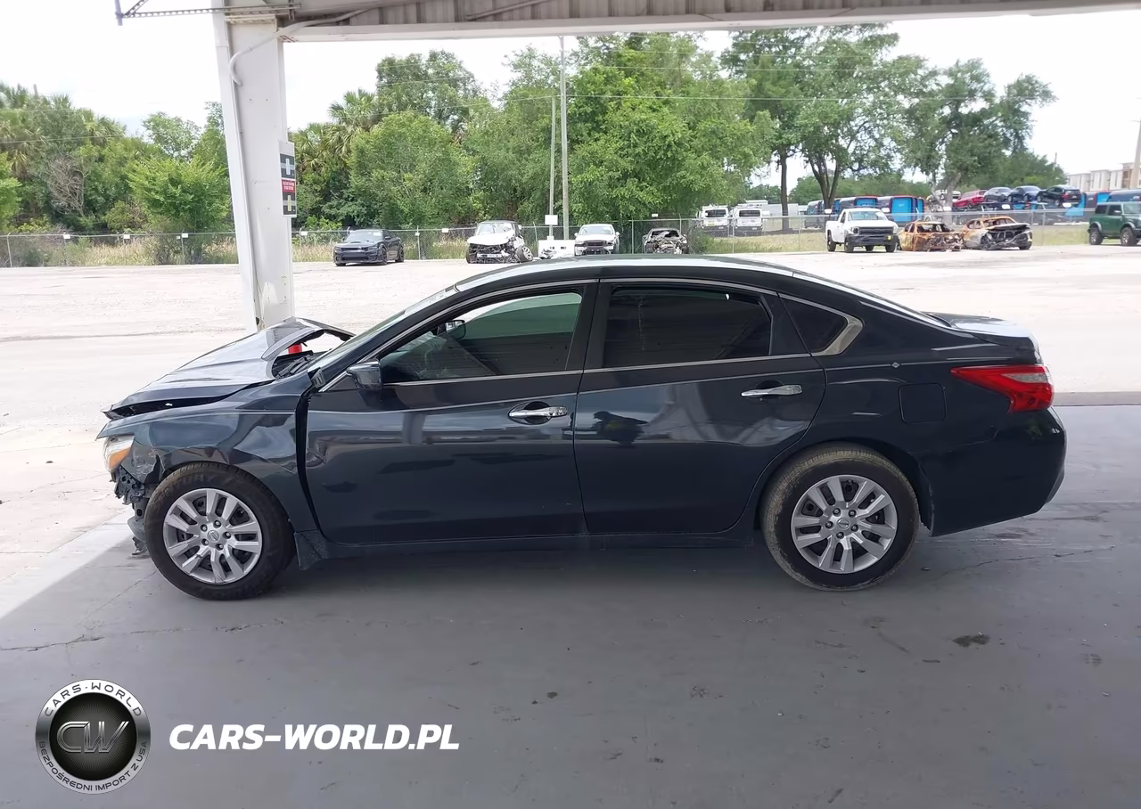 2018 Nissan Altima 2.5 S VIN:1N4AL3AP5JC476503 - 14