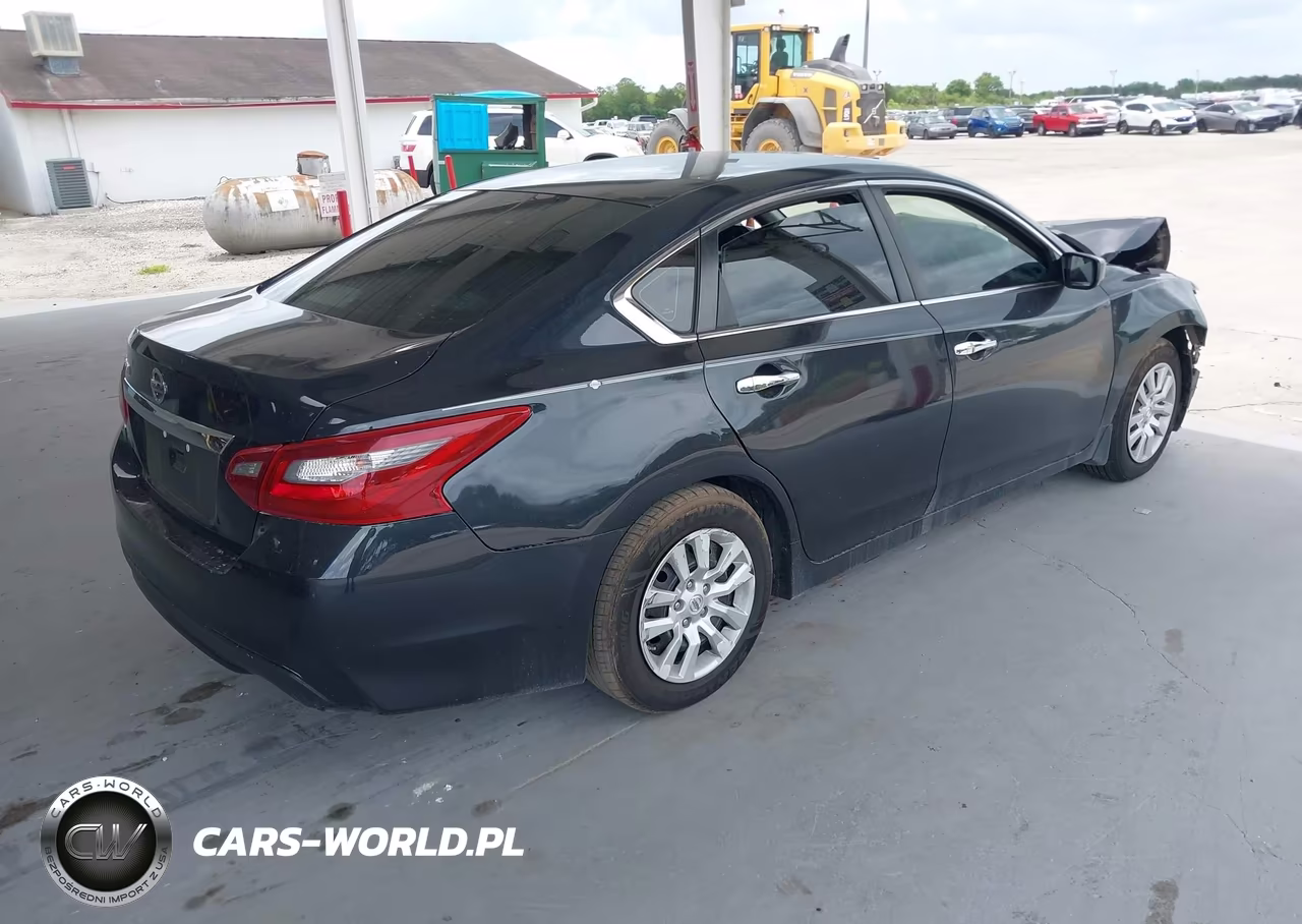 2018 Nissan Altima 2.5 S VIN:1N4AL3AP5JC476503 - 4