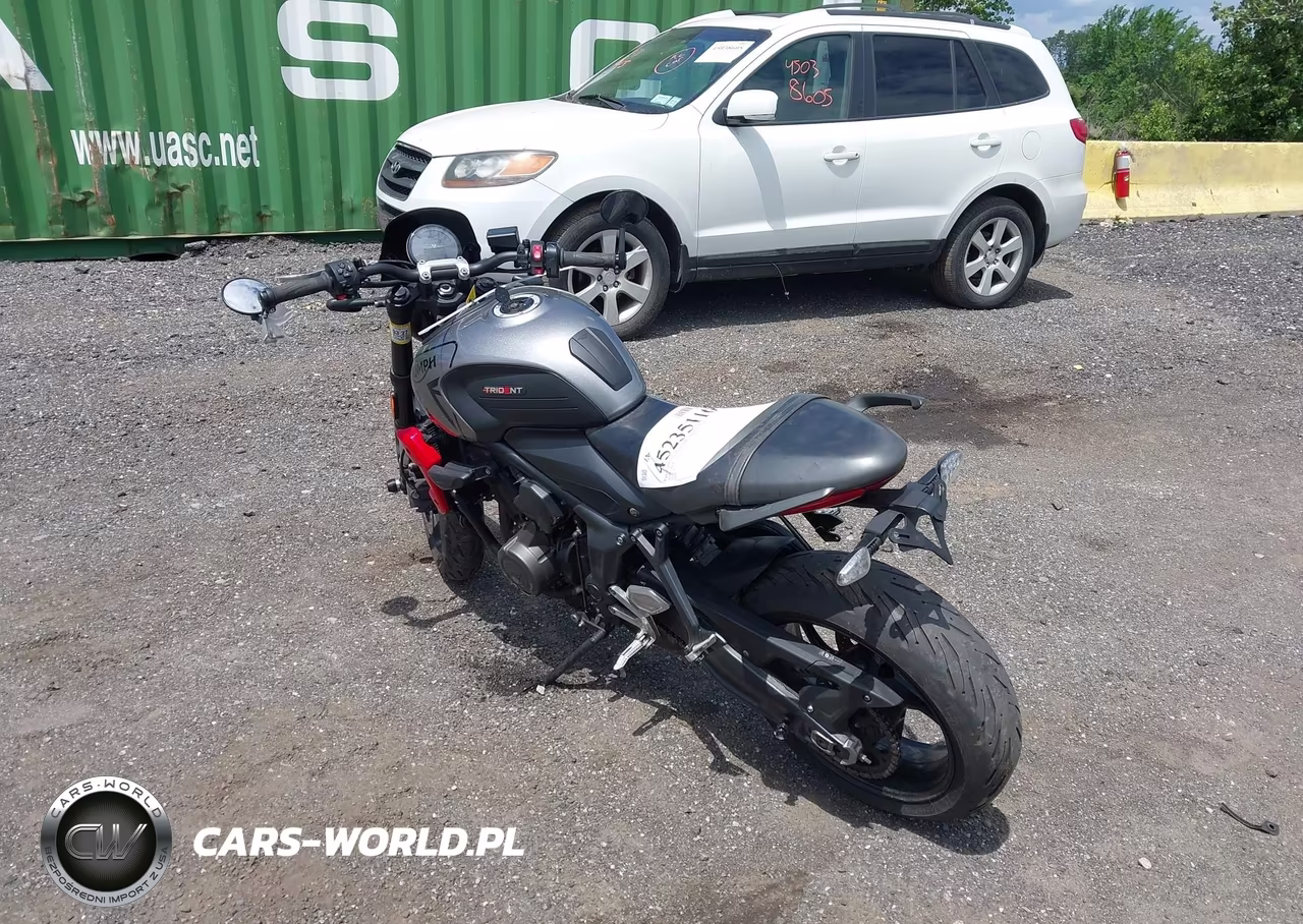 2023 Triumph Motorcycle Trident 660 VIN:SMTL10UL5PTBE5364 - 3