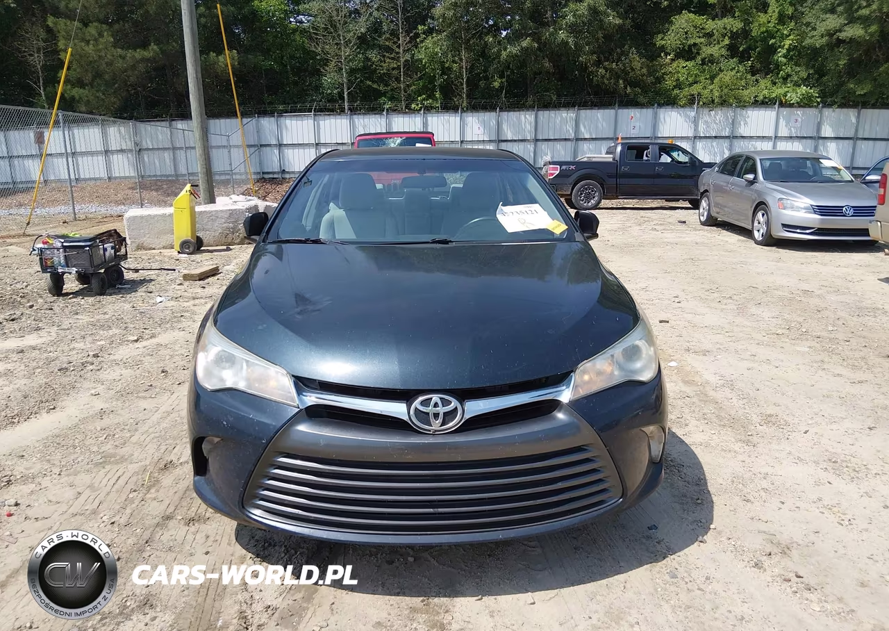 2017 Toyota Camry Le VIN:4T1BF1FK1HU394033 - 12