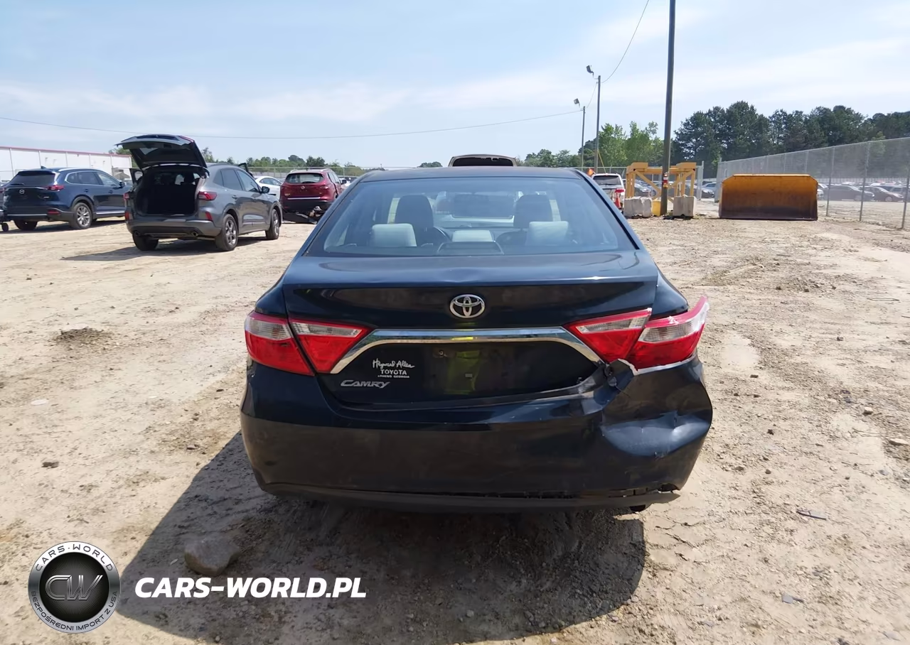 2017 Toyota Camry Le VIN:4T1BF1FK1HU394033 - 6