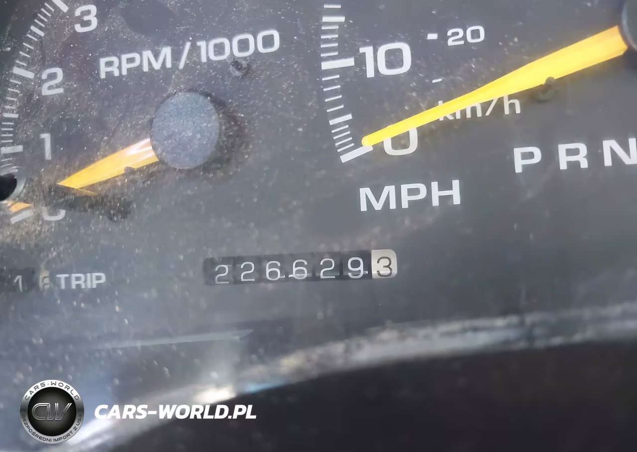 1999 Chevrolet Tahoe Ls VIN:1GNEK13R0XJ467804 - 15