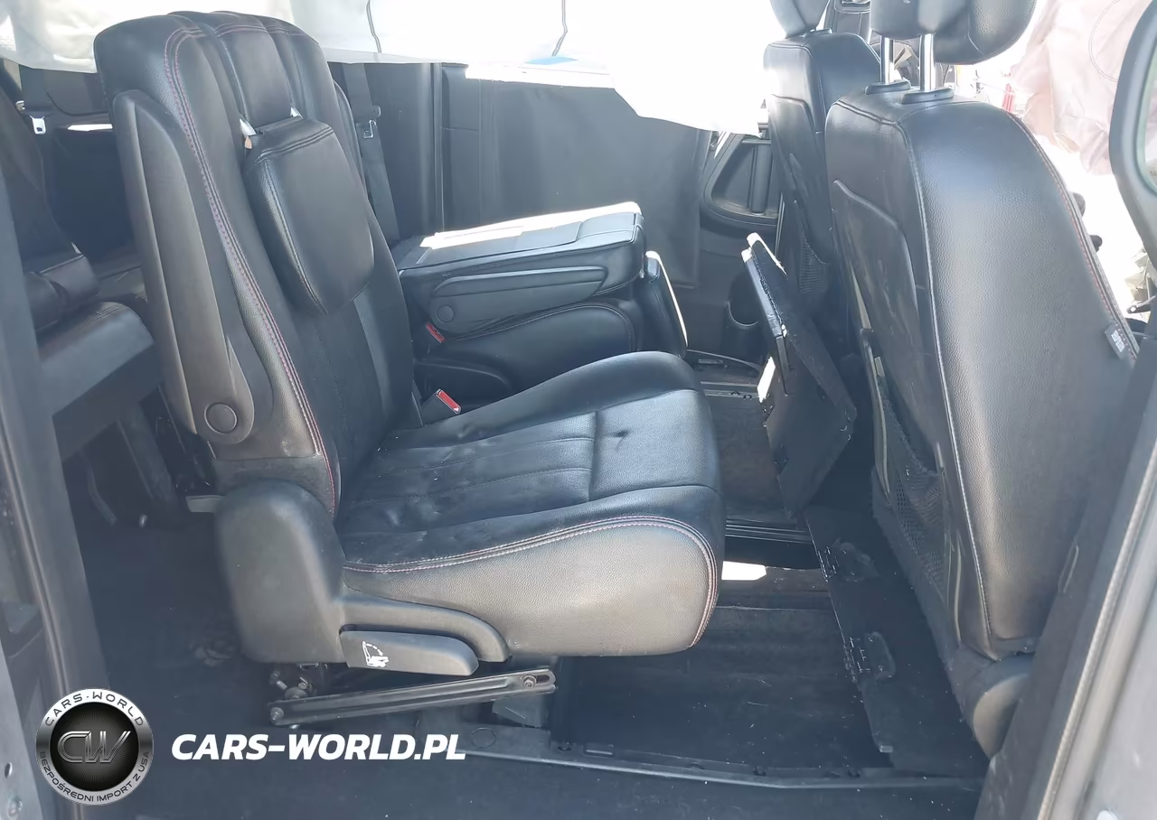 2018 Dodge Grand Caravan Gt VIN:2C4RDGEG3JR284158 - 8