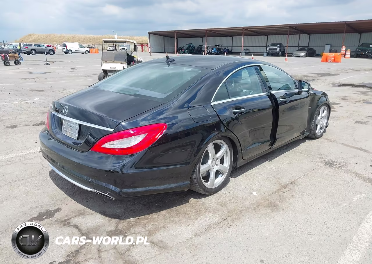 2012 Mercedes-Benz Cls 550 VIN:WDDLJ7DB3CA044304 - 4