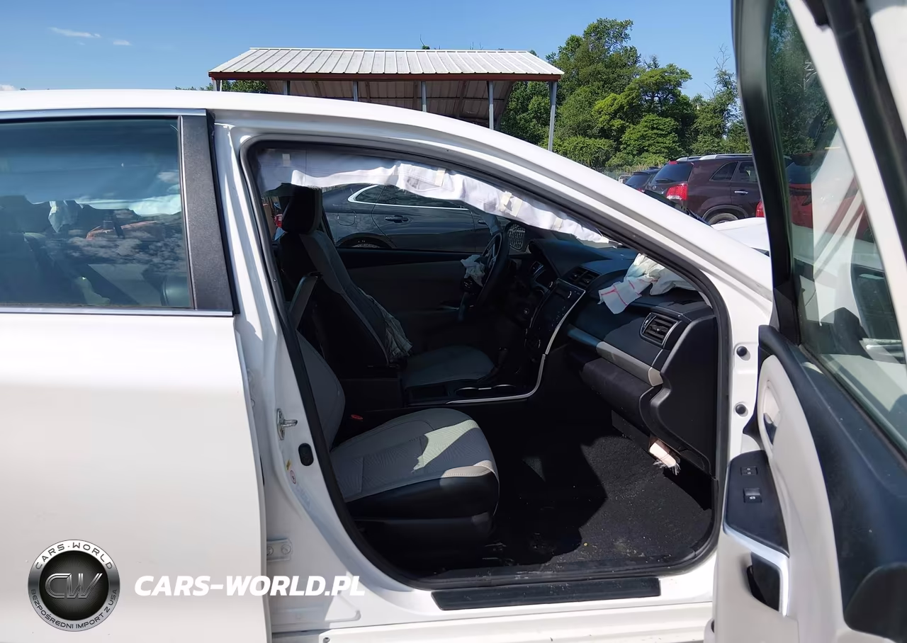2017 Toyota Camry VIN:4T1BF1FK4HU336627 - 5