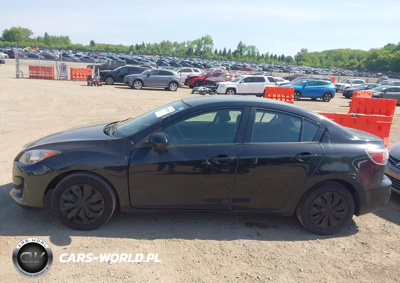 2012 Mazda Mazda3 I Sport VIN:JM1BL1UF4C1522620 - 14