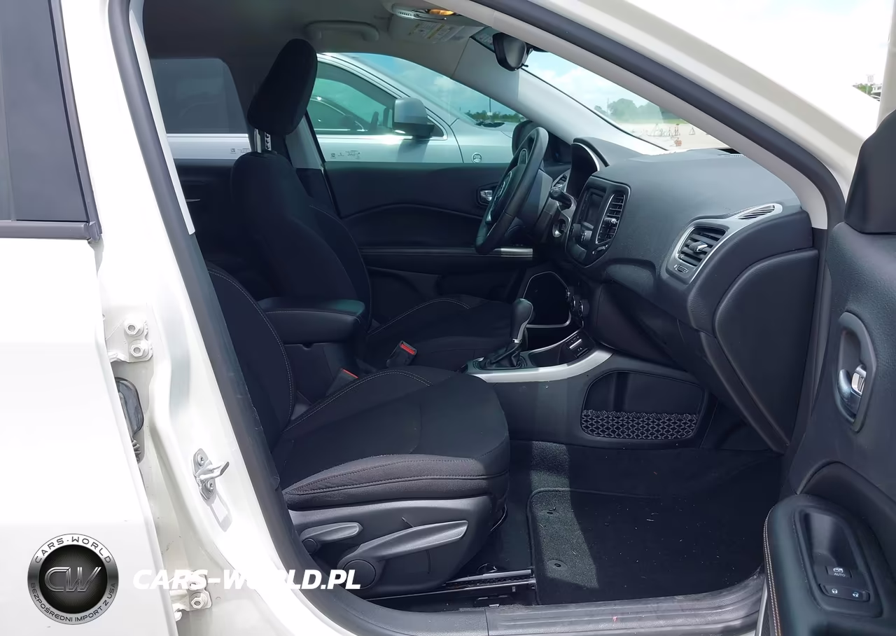 2018 Jeep Compass Sport Fwd VIN:3C4NJCAB9JT343947 - 5