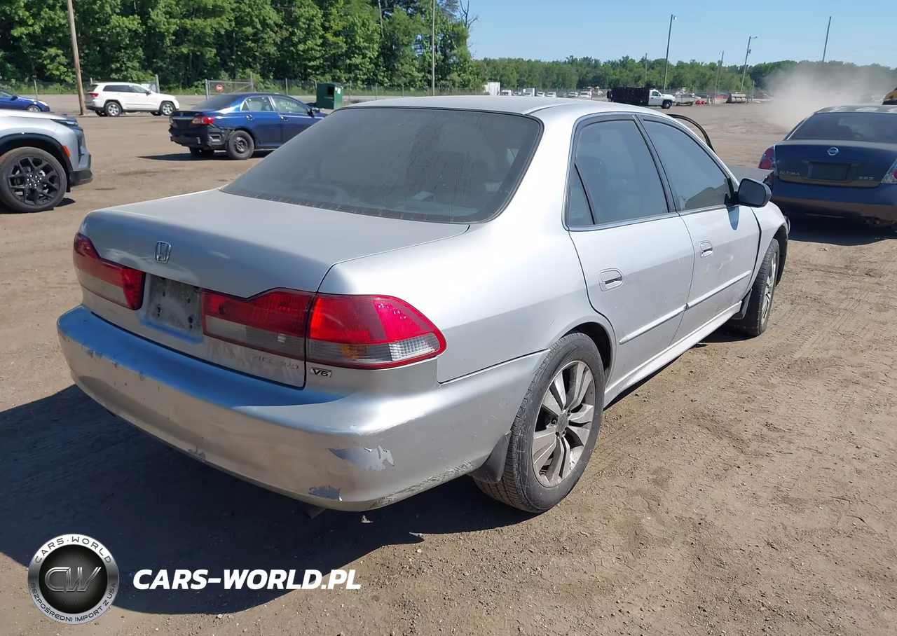 2002 Honda Accord 3.0 Ex VIN:1HGCG16542A077485 - 4