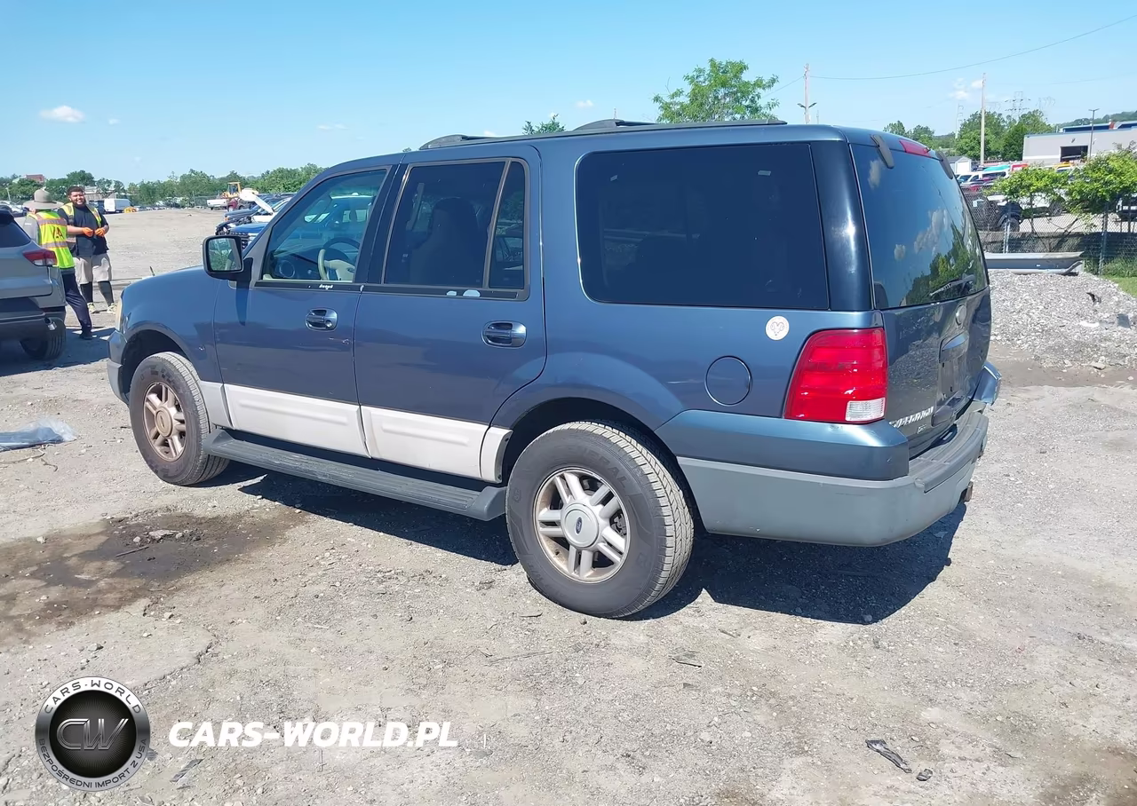 2003 Ford Expedition Xlt VIN:1FMPU16L43LC09010 - 3