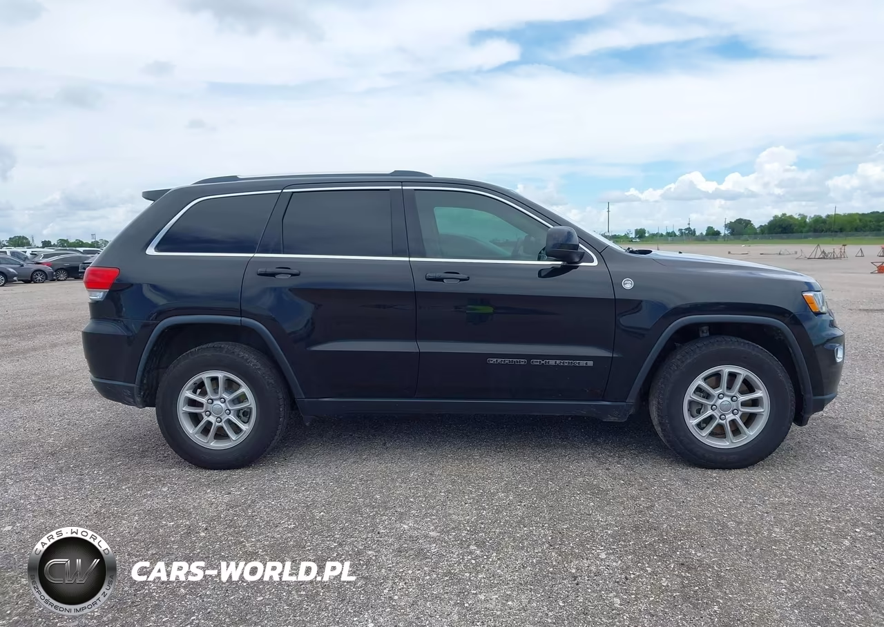 2019 Jeep Grand Cherokee Laredo E 4X4 VIN:1C4RJFAG2KC754148 - 13