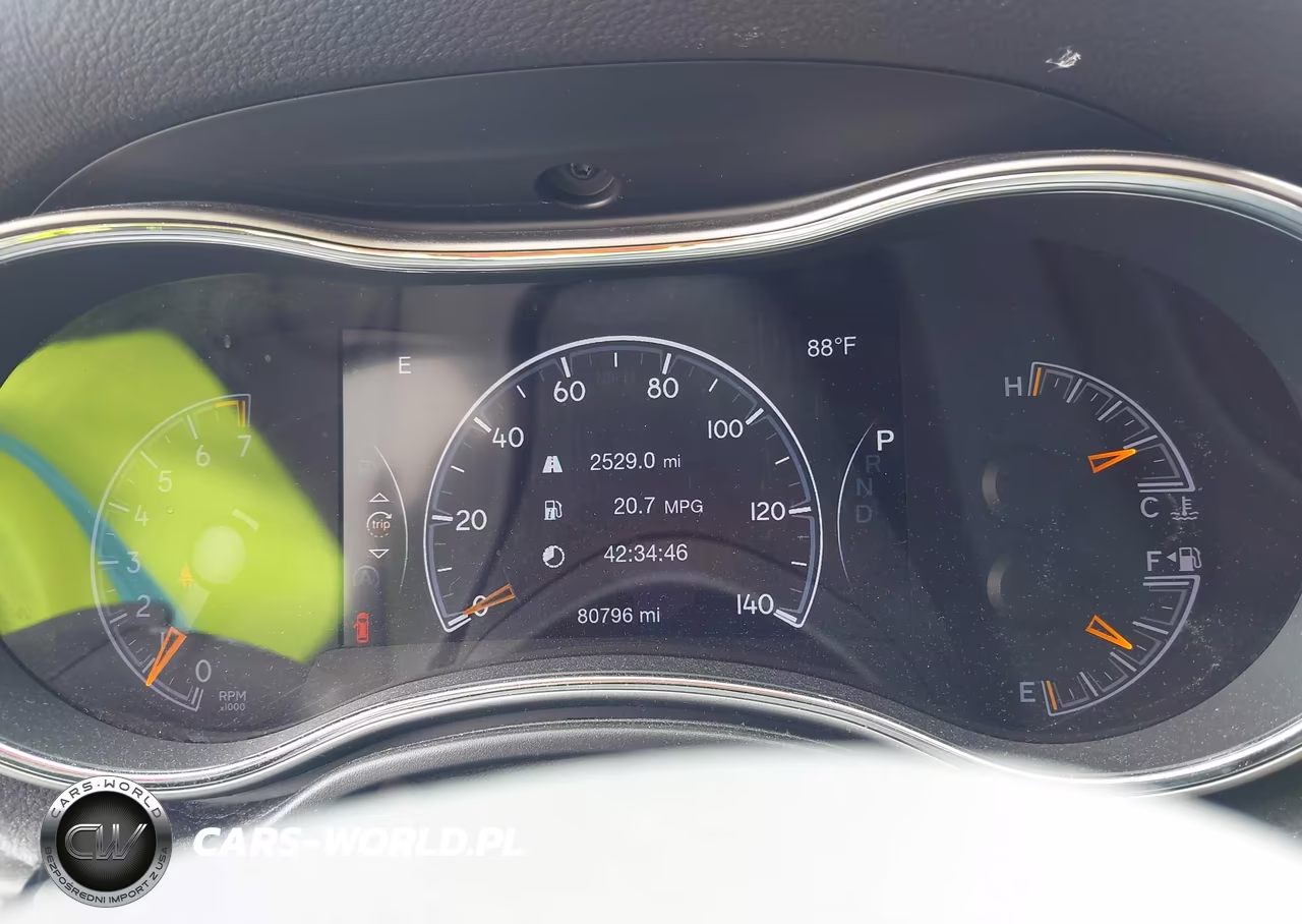 2019 Jeep Grand Cherokee Laredo E 4X4 VIN:1C4RJFAG2KC754148 - 7