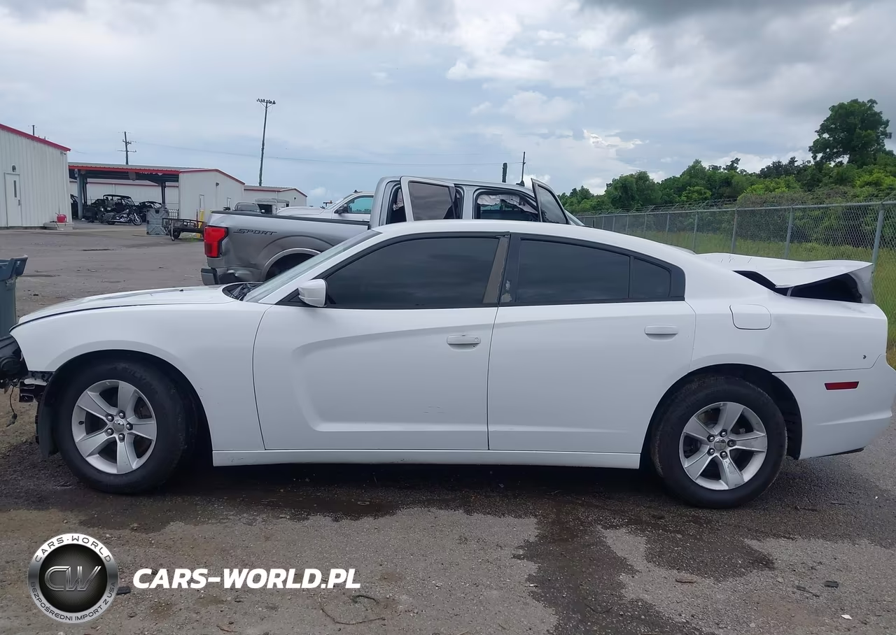 2011 Dodge Charger VIN:2B3CL3CG2BH607113 - 14