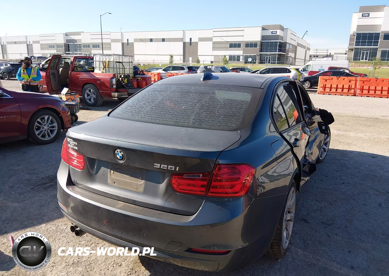2015 BMW 328I VIN:WBA3A5C59FF610402 - 4
