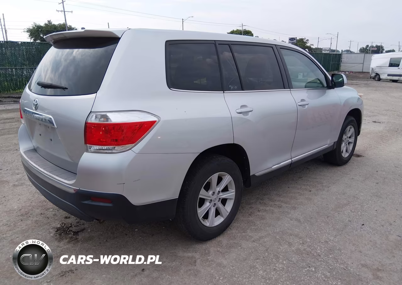 2013 Toyota Highlander VIN:5TDZA3EH6DS034967 - 4