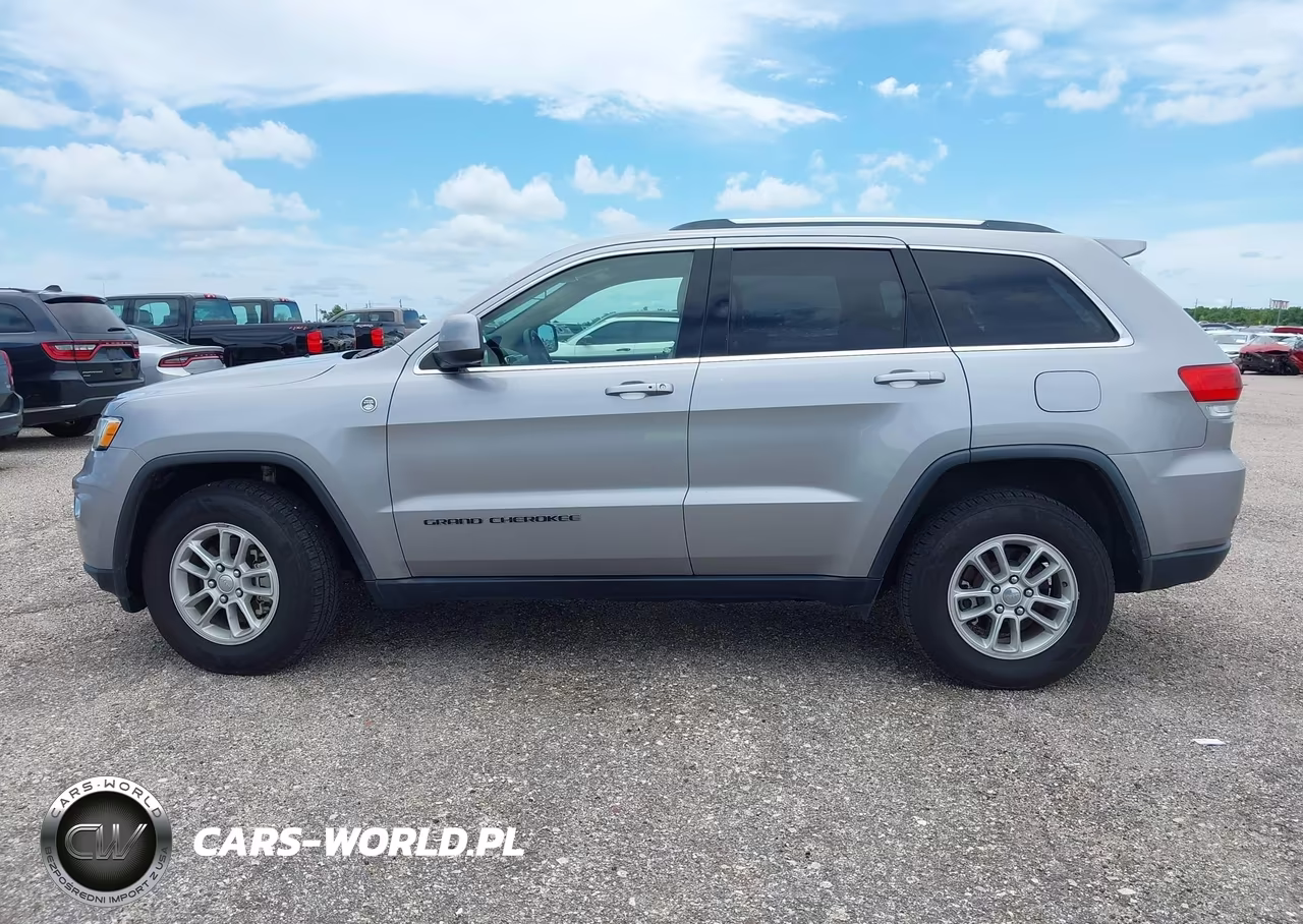 2019 Jeep Grand Cherokee Laredo E 4X4 VIN:1C4RJFAG2KC748642 - 14