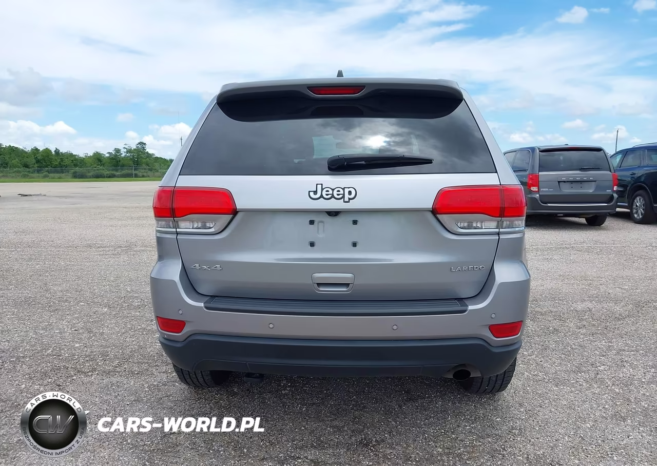 2019 Jeep Grand Cherokee Laredo E 4X4 VIN:1C4RJFAG2KC748642 - 16