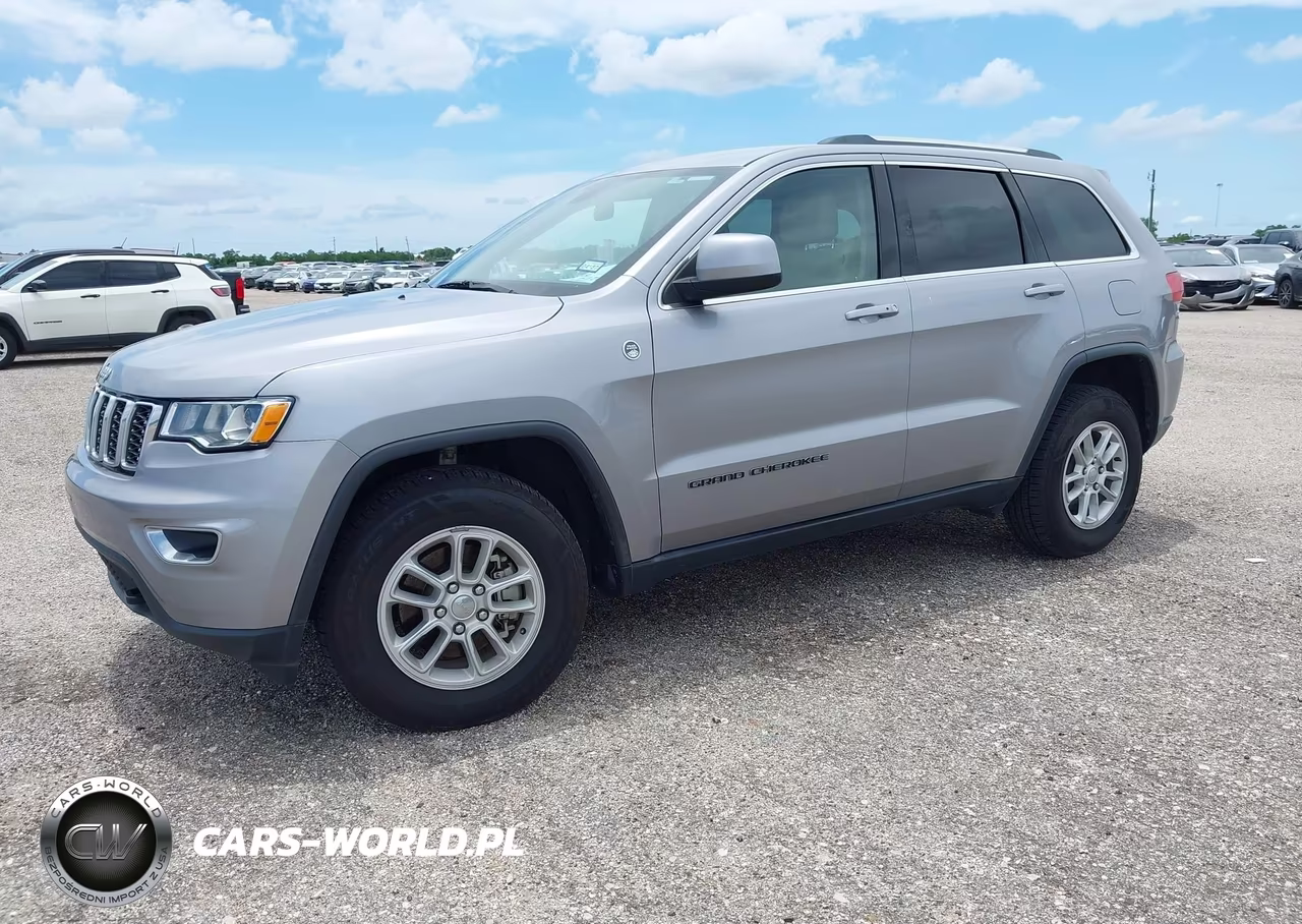 2019 Jeep Grand Cherokee Laredo E 4X4 VIN:1C4RJFAG2KC748642 - 2