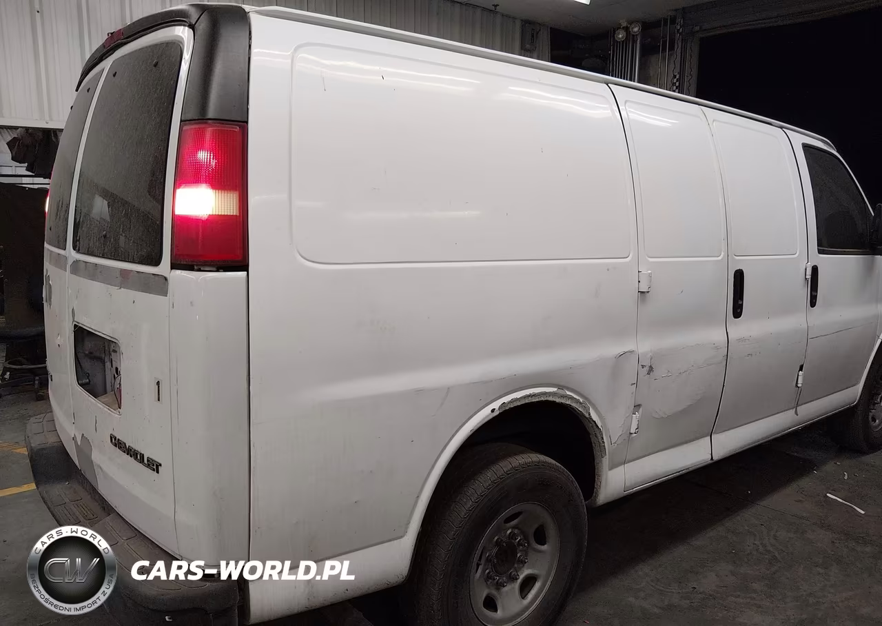 2008 Chevrolet Express Work Van VIN:1GCGG25C481189847 - 6