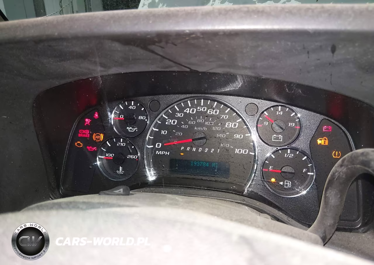 2008 Chevrolet Express Work Van VIN:1GCGG25C481189847 - 7