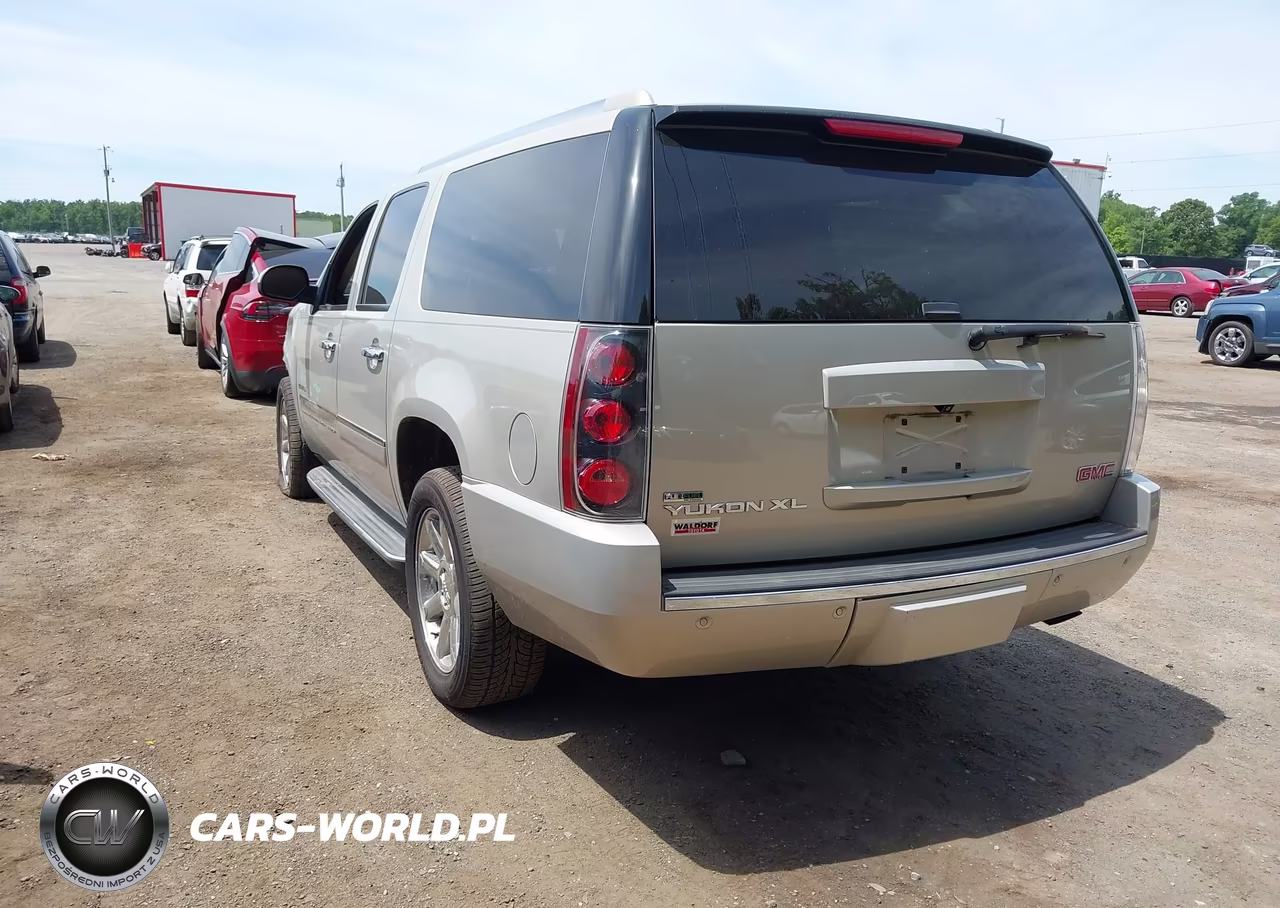 2010 GMC Yukon Xl 1500 Denali VIN:1GKUKMEF5AR119633 - 3