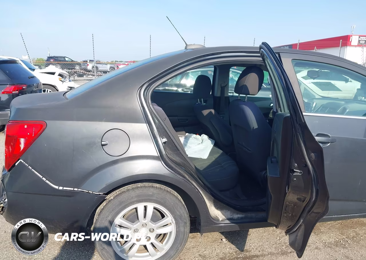 2015 Chevrolet Sonic Lt Auto VIN:1G1JC5SG2F4213349 - 8