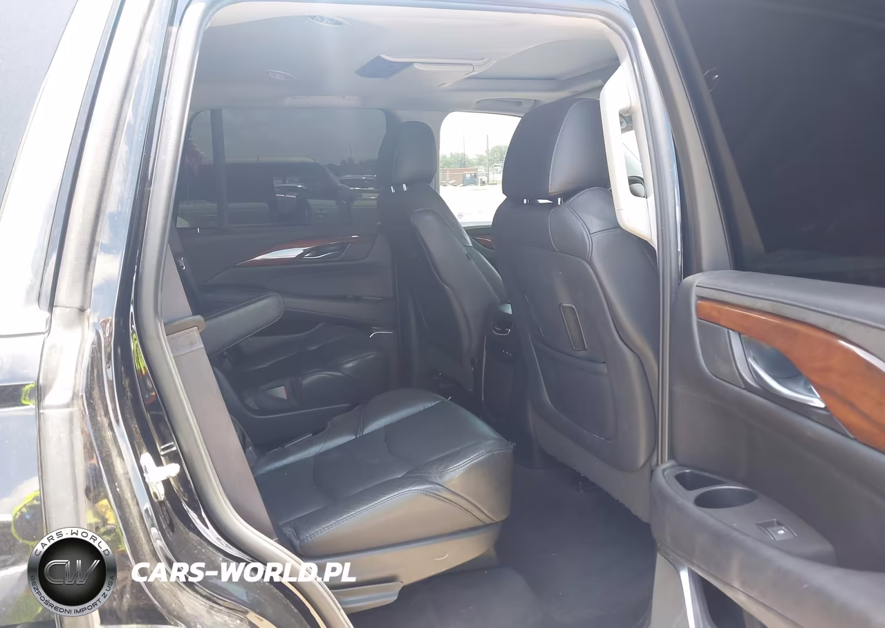 2017 Cadillac Escalade Luxury VIN:1GYS3BKJ1HR294382 - 8