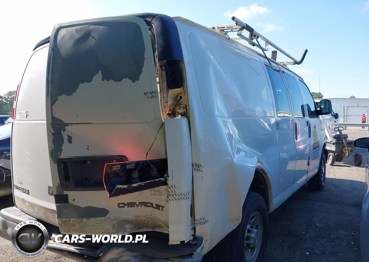 2016 Chevrolet Express 2500 Work Van VIN:1GCWGAFF2G1242316 - 6