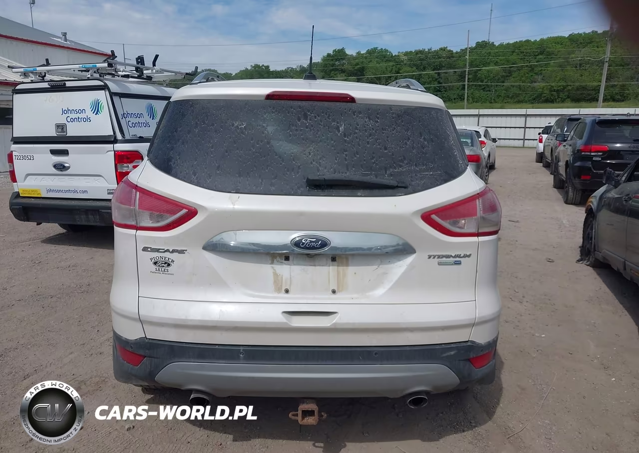2015 Ford Escape Titanium VIN:1FMCU9J92FUB90223 - 16