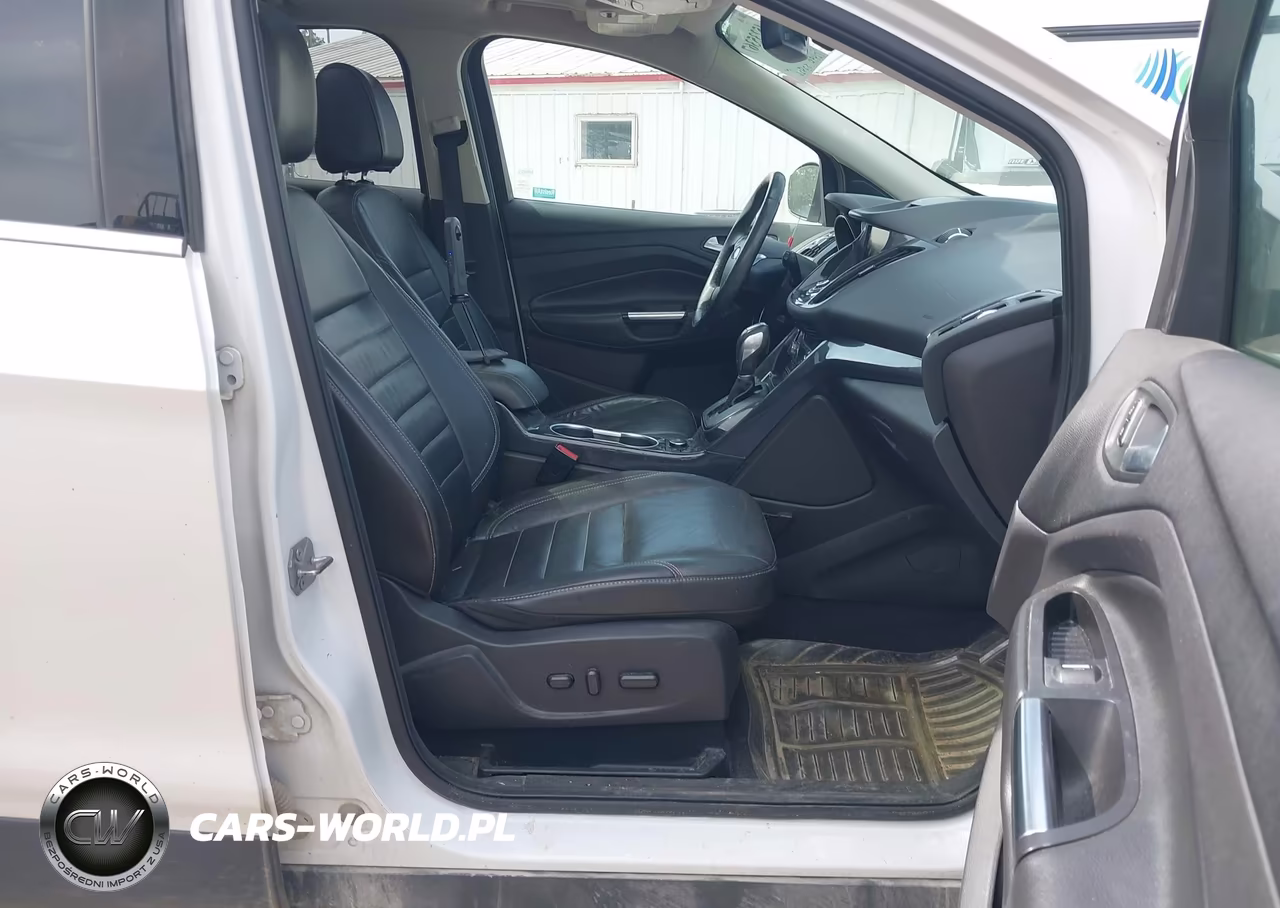 2015 Ford Escape Titanium VIN:1FMCU9J92FUB90223 - 5