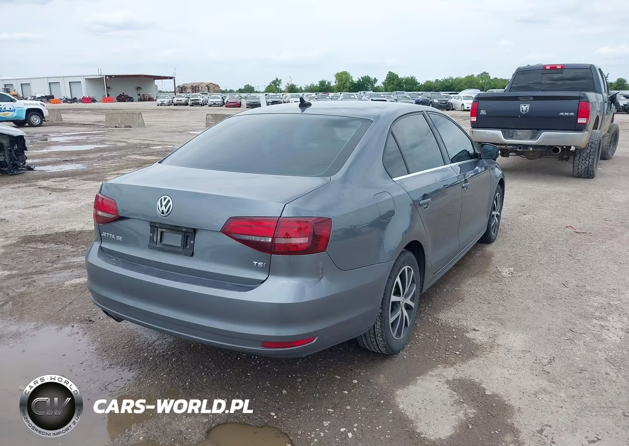 2017 Volkswagen Jetta 1.4T Se VIN:3VWDB7AJ0HM270217 - 4