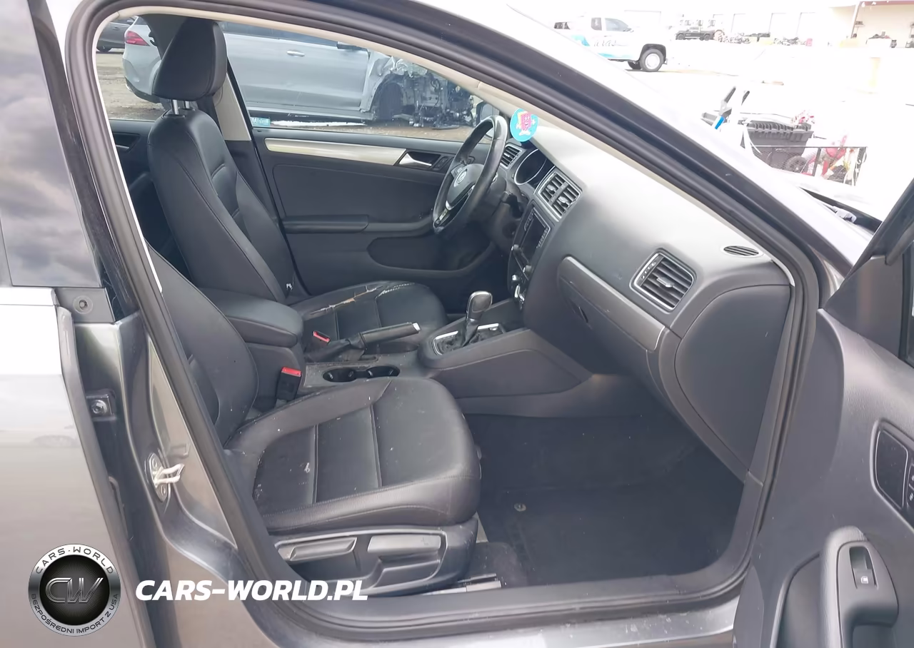 2017 Volkswagen Jetta 1.4T Se VIN:3VWDB7AJ0HM270217 - 5
