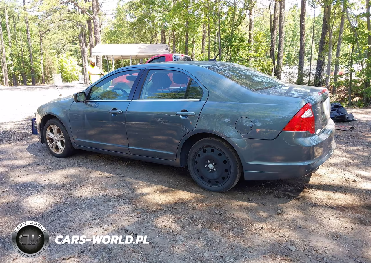 2012 Ford Fusion Se VIN:3FAHP0HG4CR381023 - 3