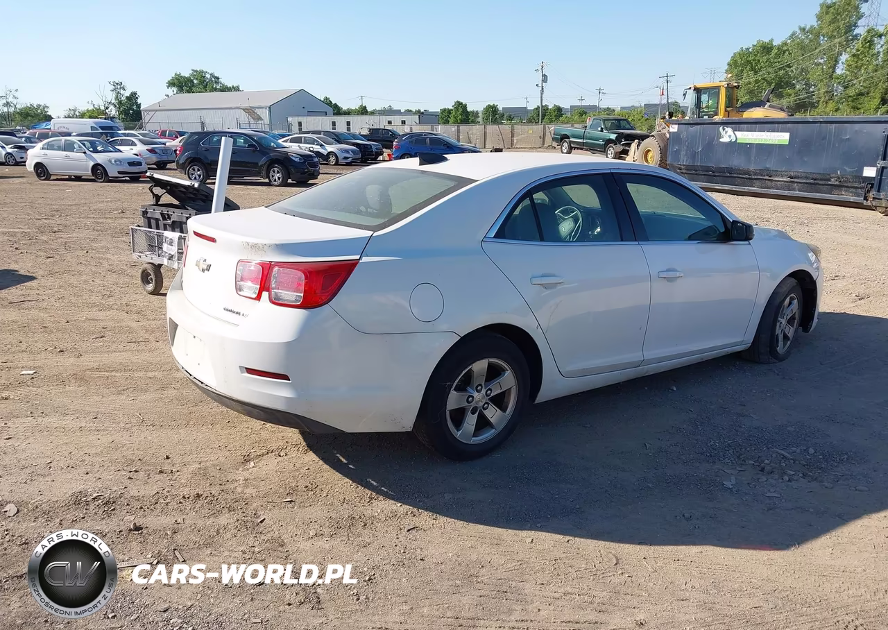 2015 Chevrolet Malibu 1Fl VIN:1G11A5SL5FF176482 - 4