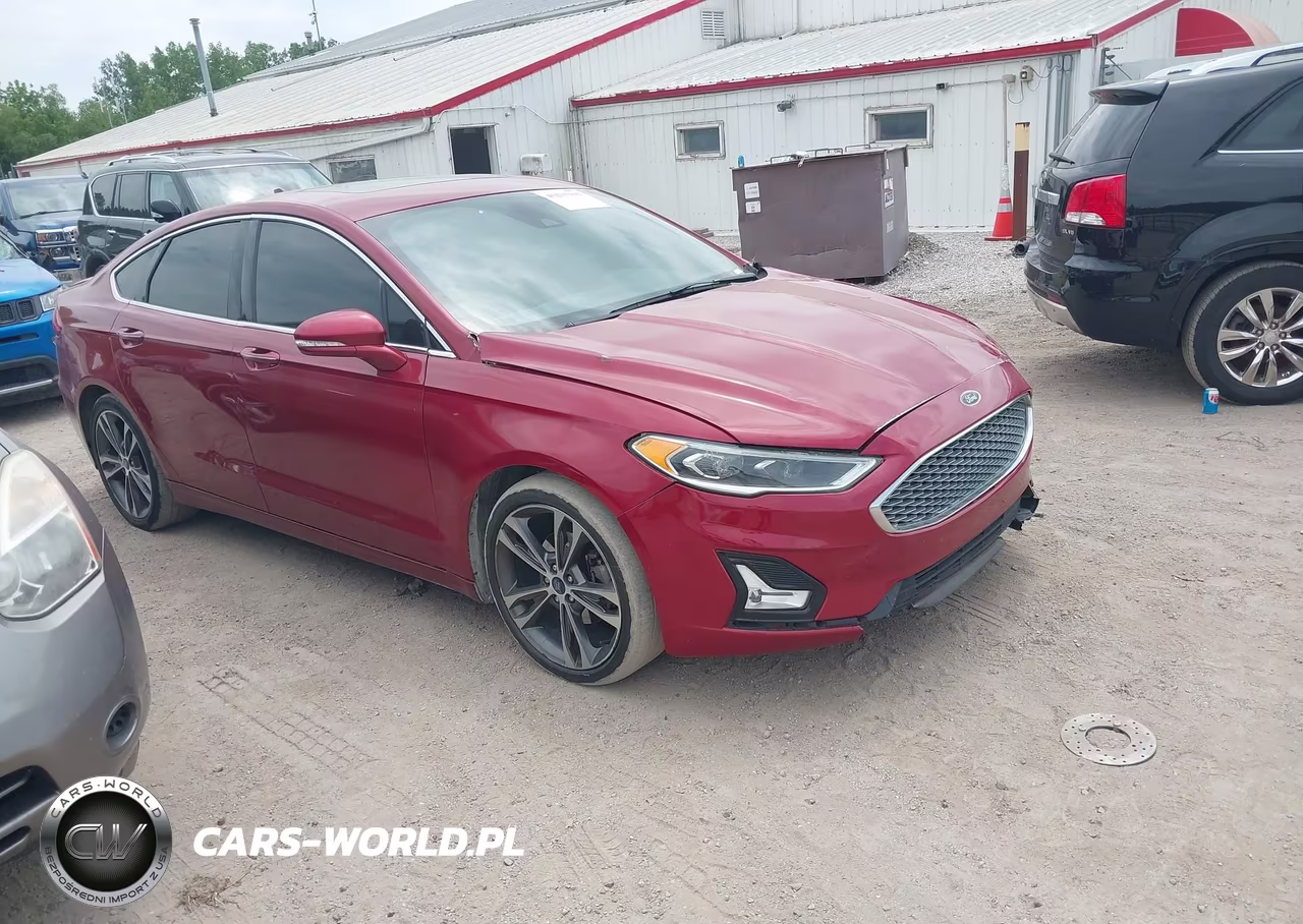 2019 Ford Fusion Titanium – zdjęcie 1 z 21