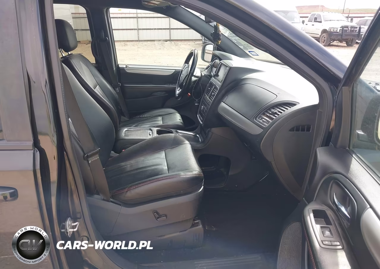 2018 Dodge Grand Caravan Gt VIN:2C4RDGEG7JR331854 - 5
