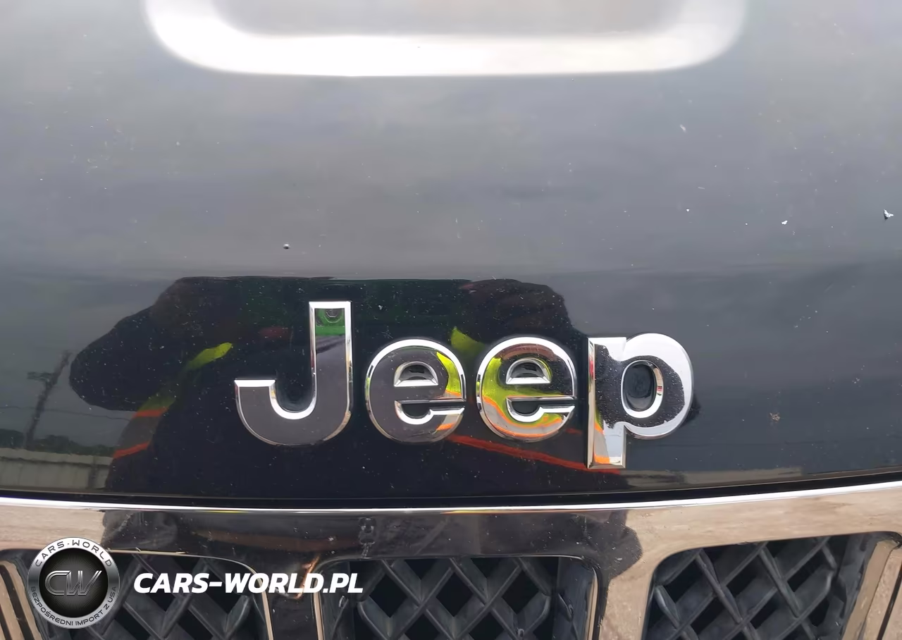 2012 Jeep Grand Cherokee Overland VIN:1C4RJFCG4CC272523 - 10