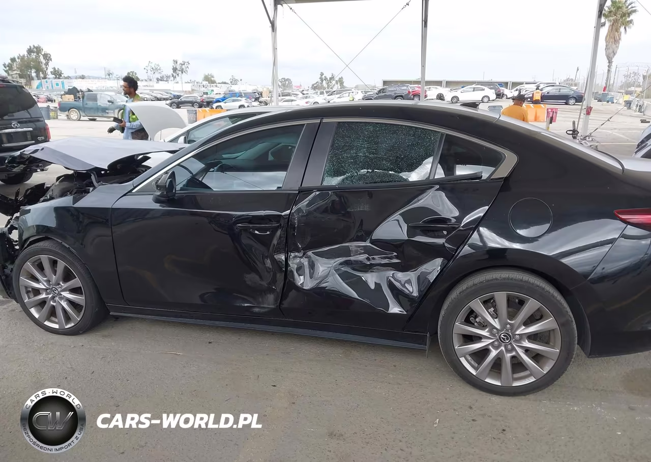 2020 Mazda Mazda3 Preferred Package VIN:3MZBPADL3LM130531 - 14
